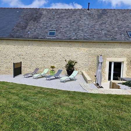Les Gites Du Val Mandeville-en-Bessin Eksteriør bilde